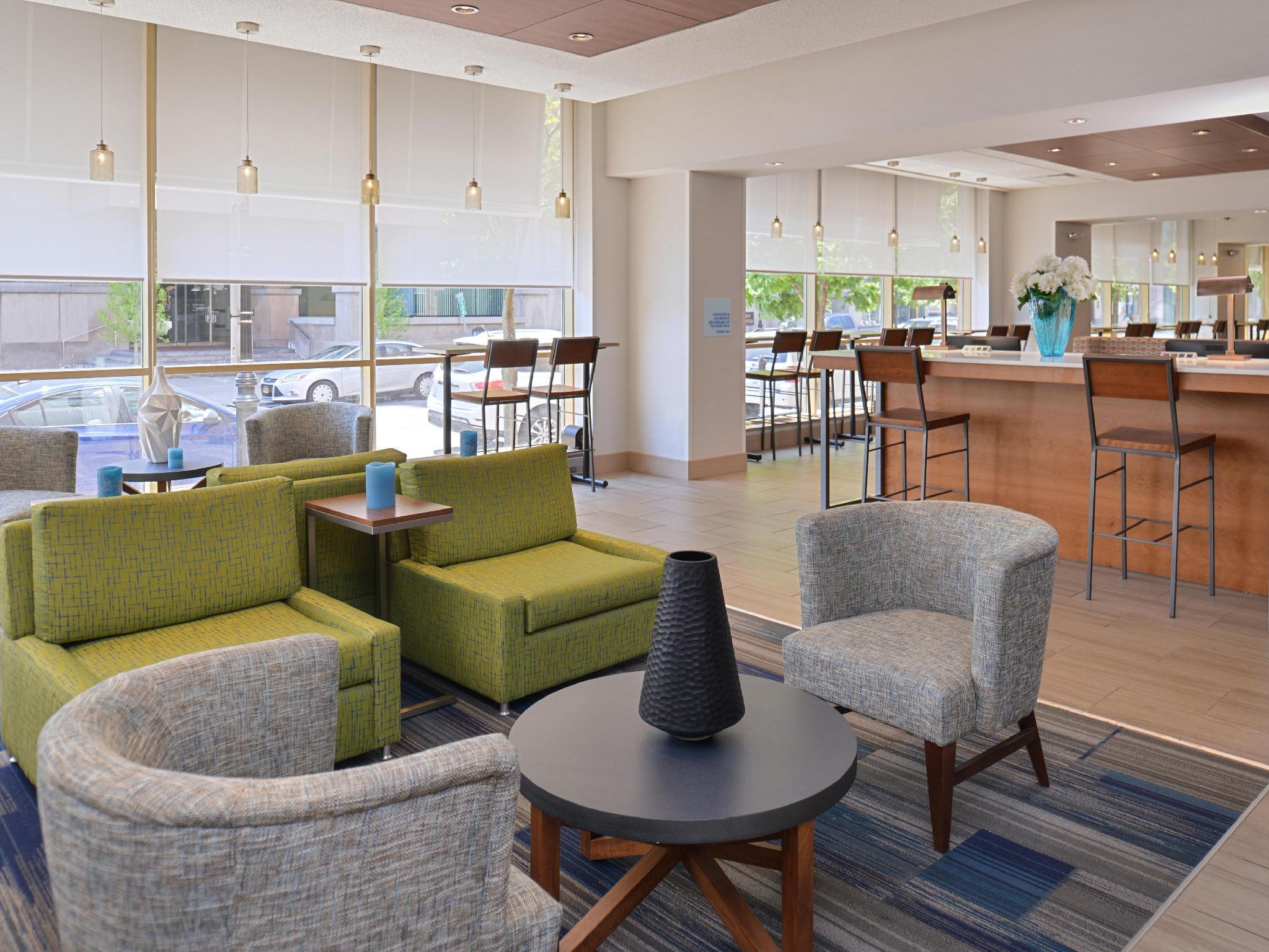 Holiday Inn Express & Suites Buffalo Downtown By Ihg Exterior foto