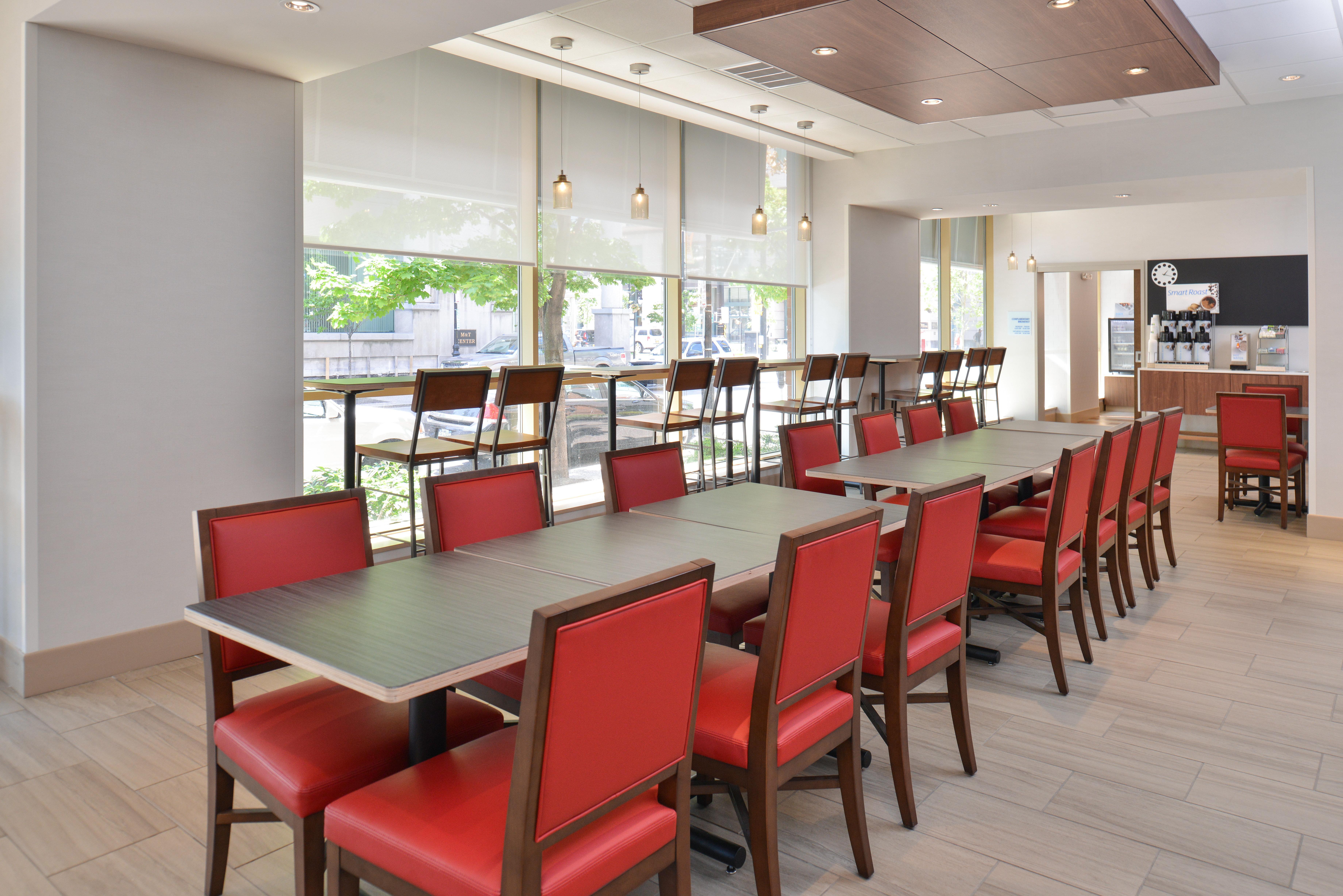 Holiday Inn Express & Suites Buffalo Downtown By Ihg Exterior foto