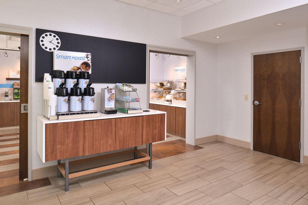 Holiday Inn Express & Suites Buffalo Downtown By Ihg Exterior foto