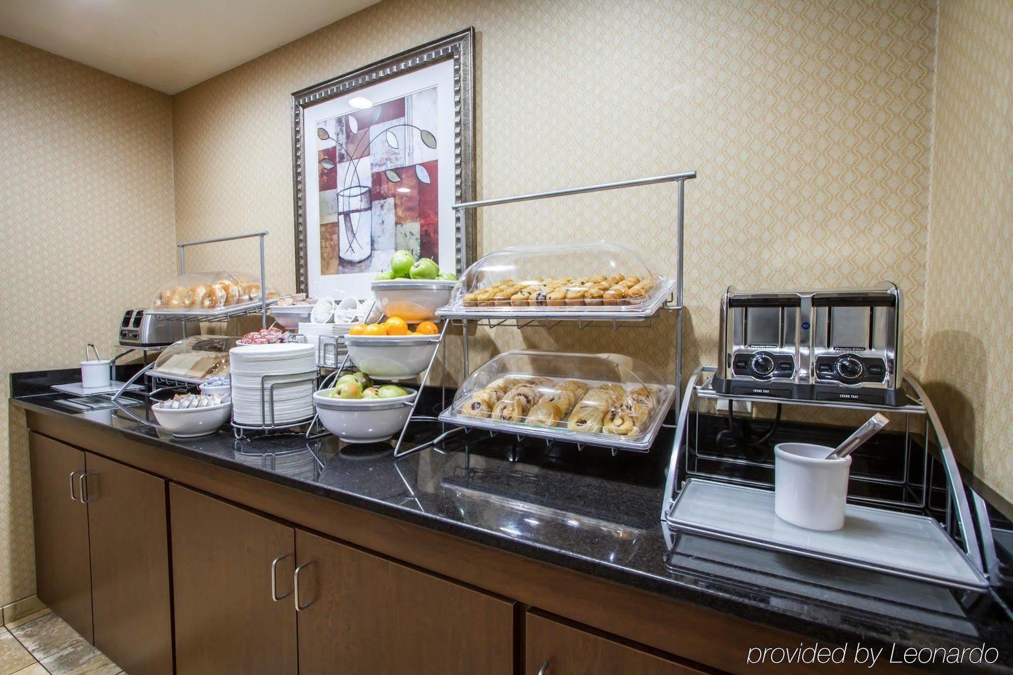 Holiday Inn Express & Suites Buffalo Downtown By Ihg Exterior foto